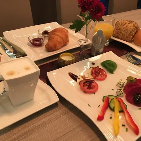 מלון Hotel Glinde גלינדה