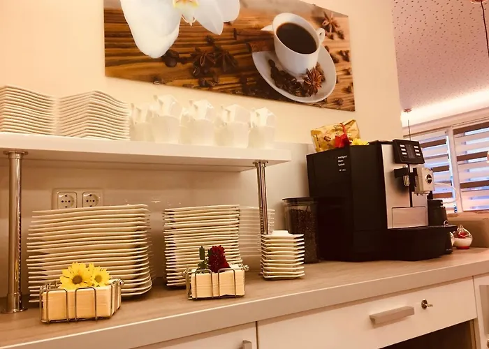 Hotel Glinde 3*